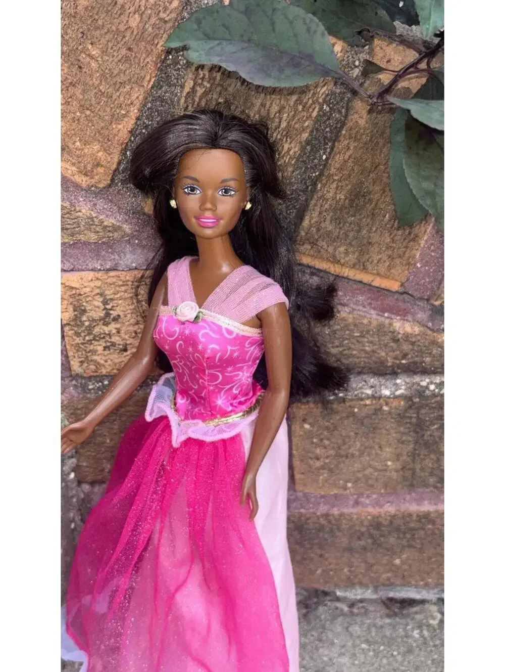 Pretty Princess Barbie Doll African American 2002